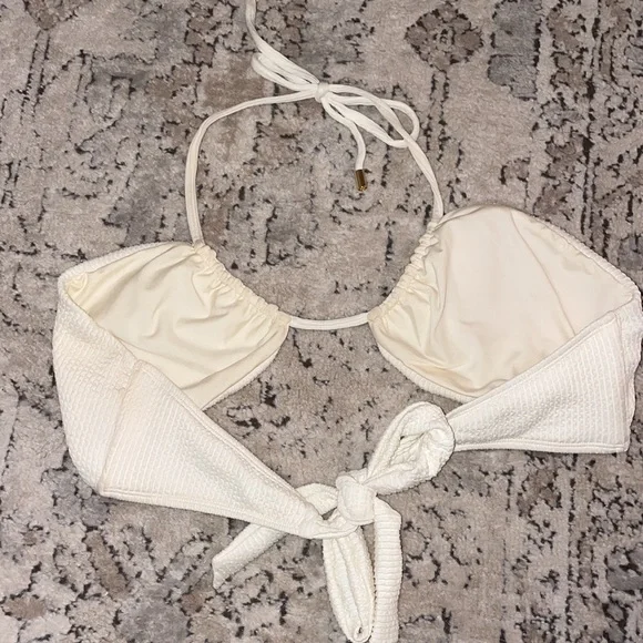 Monday Swimwear Copacapana Bikini Top - Picture 4 of 5